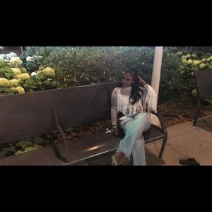 Meet your Posher, Rolisha